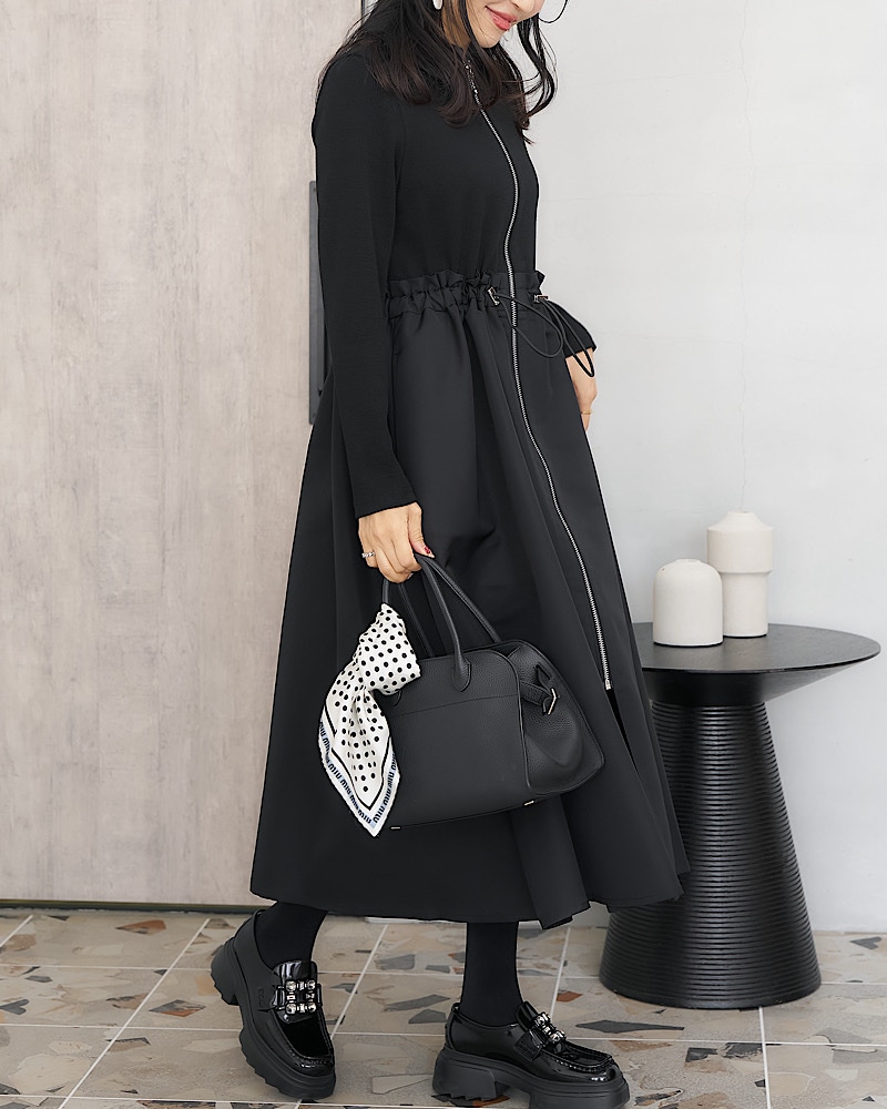 残り1点のみ】フレアジップワンピース | Dresses | MARONENONFEE