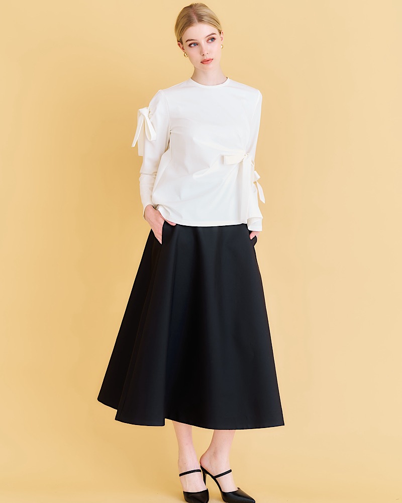 【残り3点のみ】カーヴィーストラップスカート