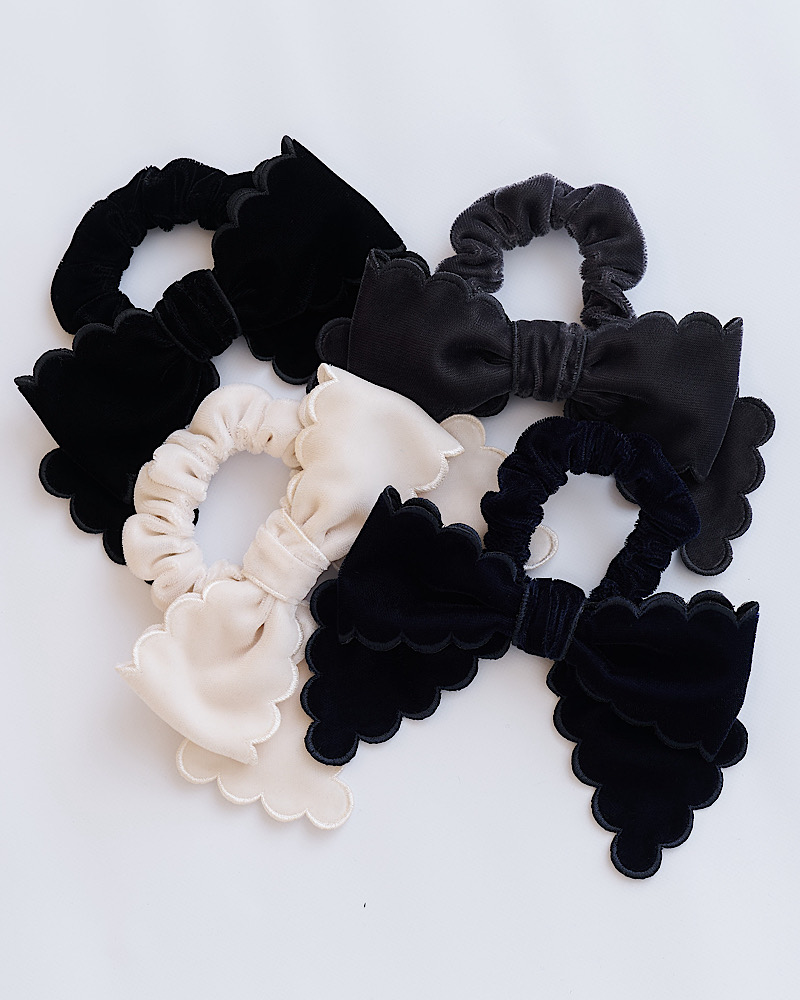 【残りわずか】スカラップベロアシュシュ