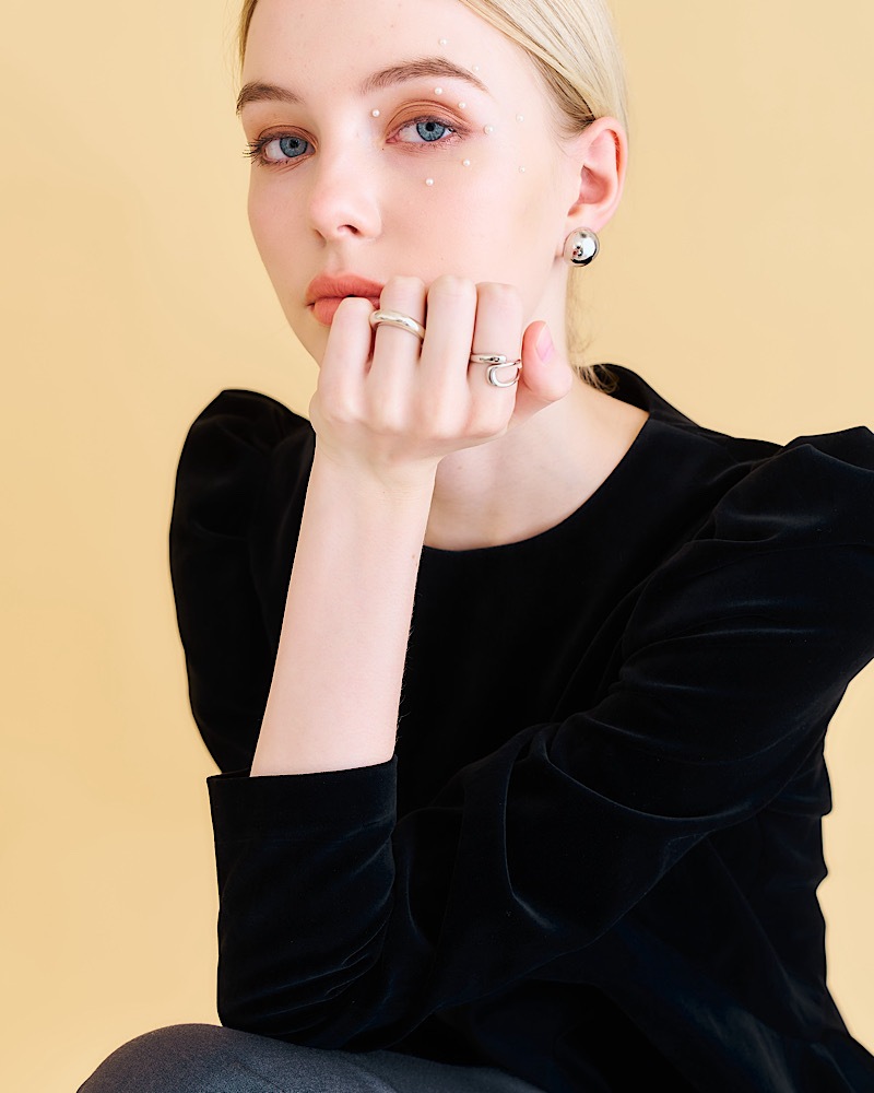 1月14日頃より順次配送】ベロアフレアトップス | Tops | MARONENONFEE