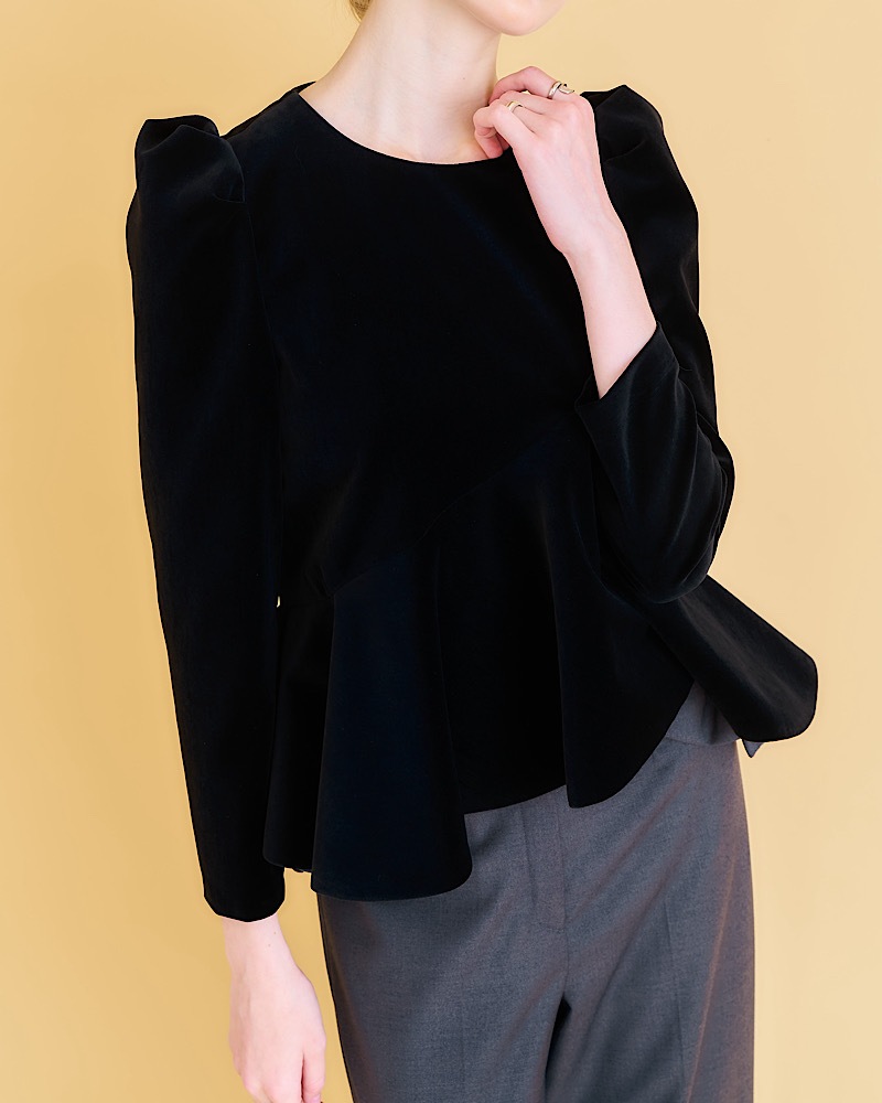 残りわずか】ベロアフレアトップス | Tops | MARONENONFEE マーロン