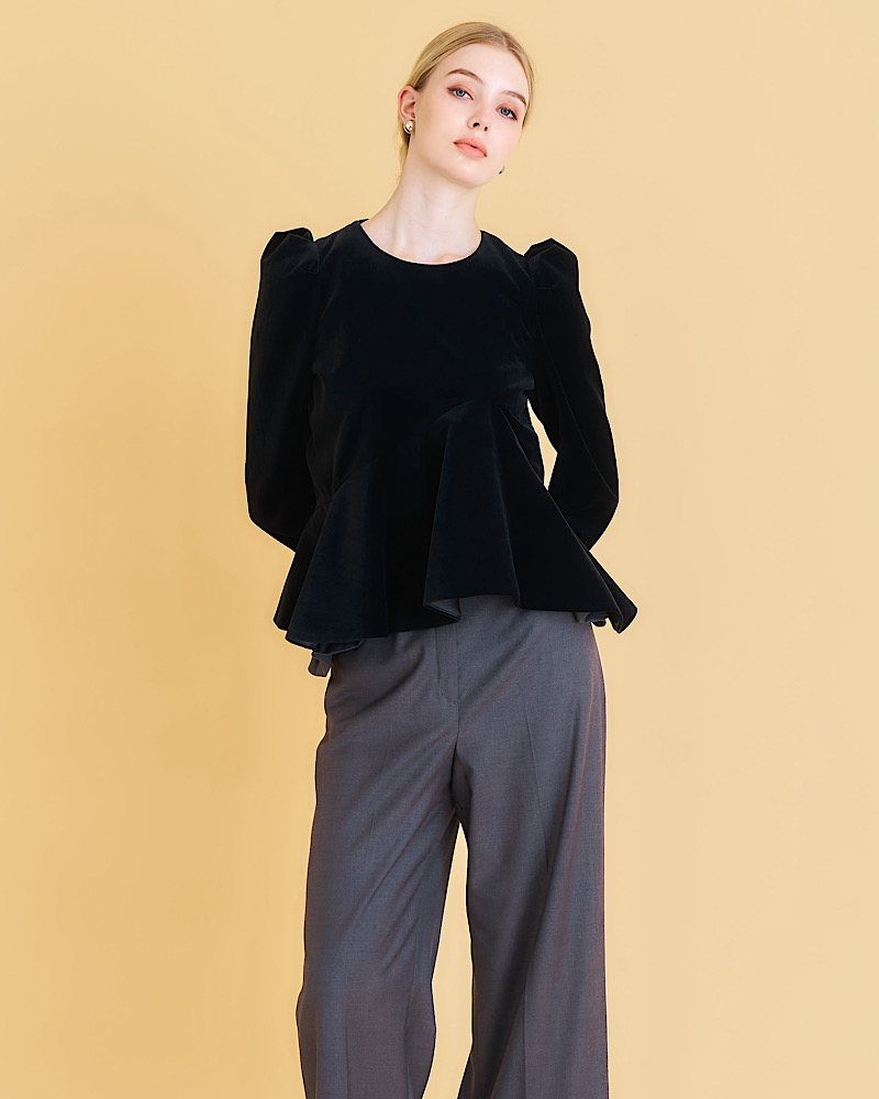 1月14日頃より順次配送】ベロアフレアトップス | Tops | MARONENONFEE