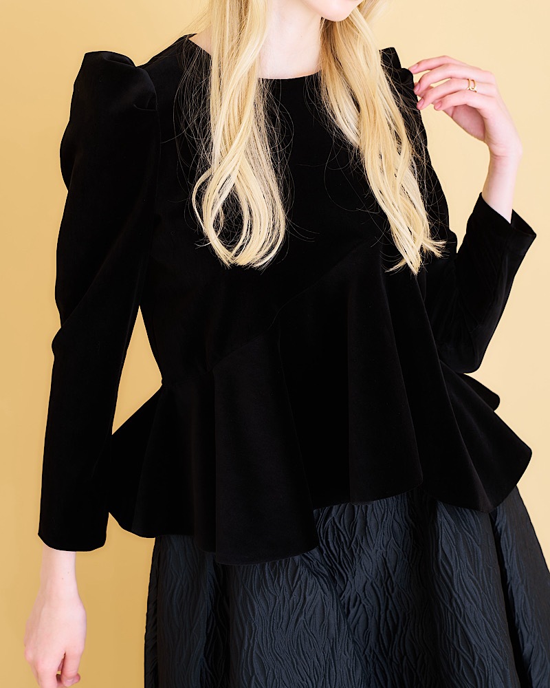 残りわずか】ベロアフレアトップス | Tops | MARONENONFEE マーロン