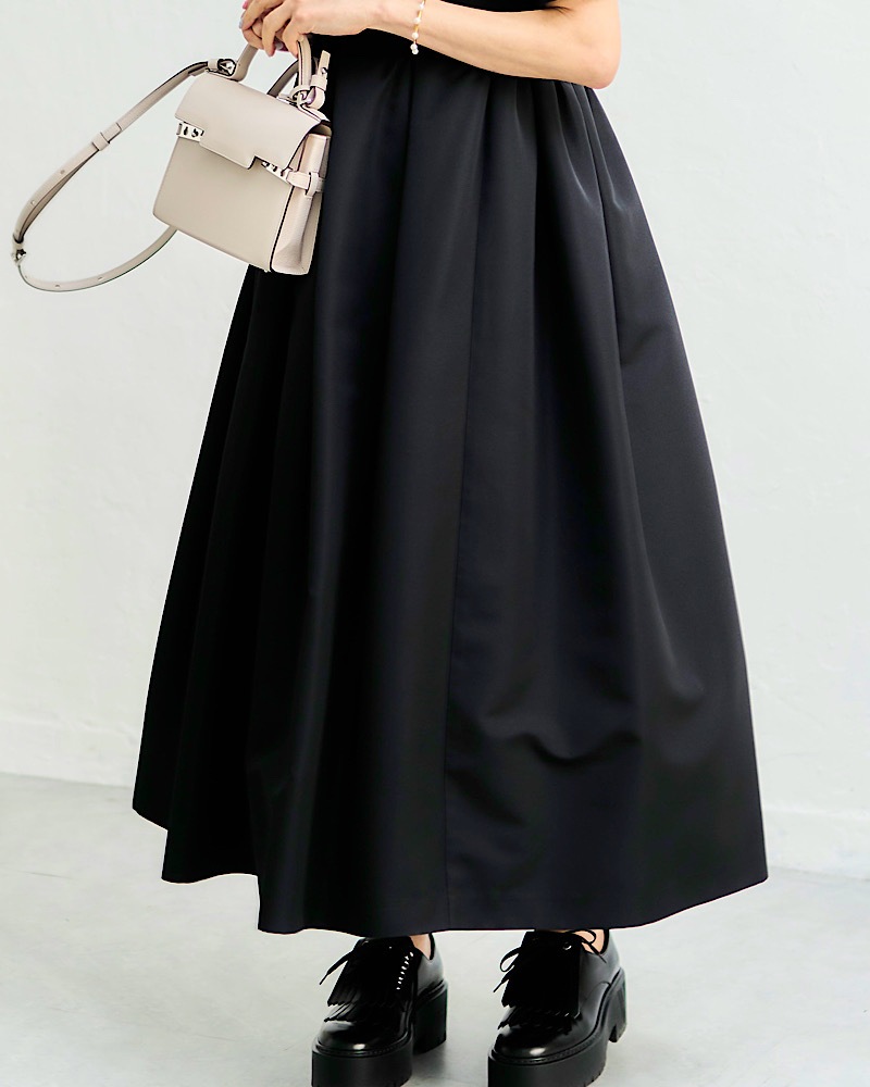 モノトーンクラシカルワンピース | All Items | MARONENONFEE マーロン  