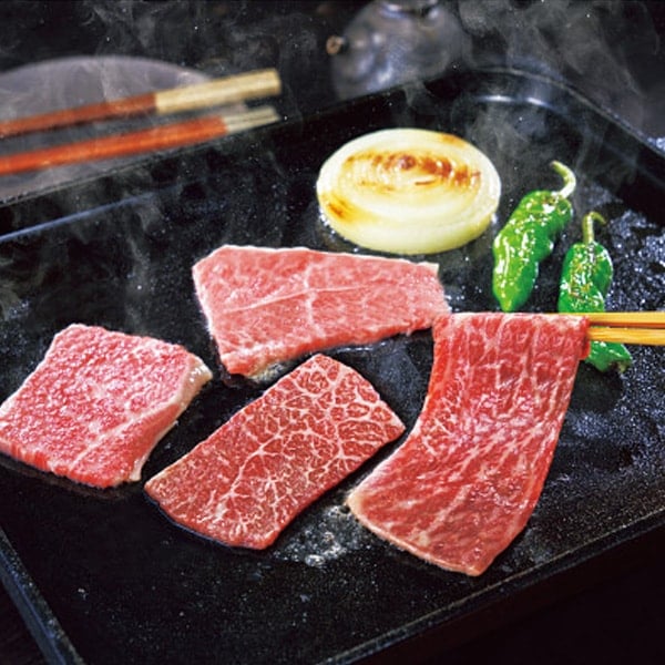 前沢牛肩ロース焼肉 食品 ギフト プレゼント 贈答 熨斗 のし 贈り物 記念日 お祝い 冠婚葬祭 内祝 御祝 無地 出産内祝 結婚内祝 御見舞 快気祝 代引不可 ギフト 贈答  前沢牛焼肉1.2ｋｇ 冷凍  牛肉（岩手県）：バラ肉、カタ肉 「 お肉 肉 牛肉 焼肉 セット 食べ比べ ギフト 精肉 箱  精肉部位 国産 松阪牛 前沢牛 米沢牛 送料無料 内祝い お取り寄せグルメ 高級 法人 熨斗 プレゼント 贈答用 」 |