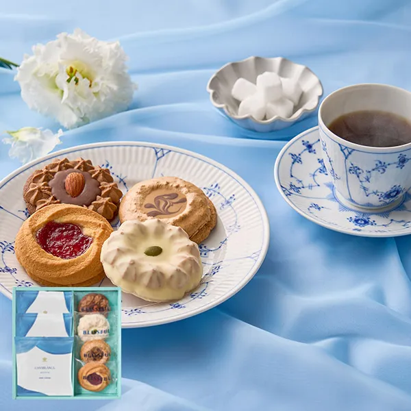 4種の焼き菓子&ロイヤル コペンハーゲン ドリップコーヒー&ティー