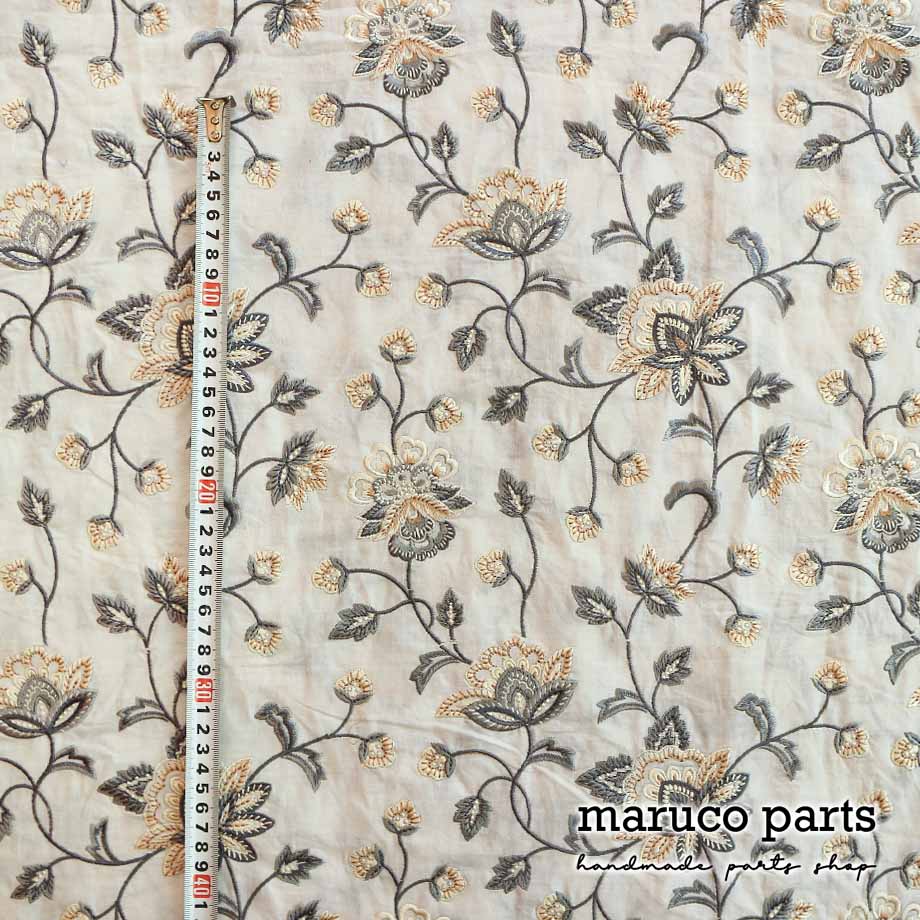 【計り売 30cm-】【 インド 刺繍 生地 (3)  ＊ コットン フラワー 】 