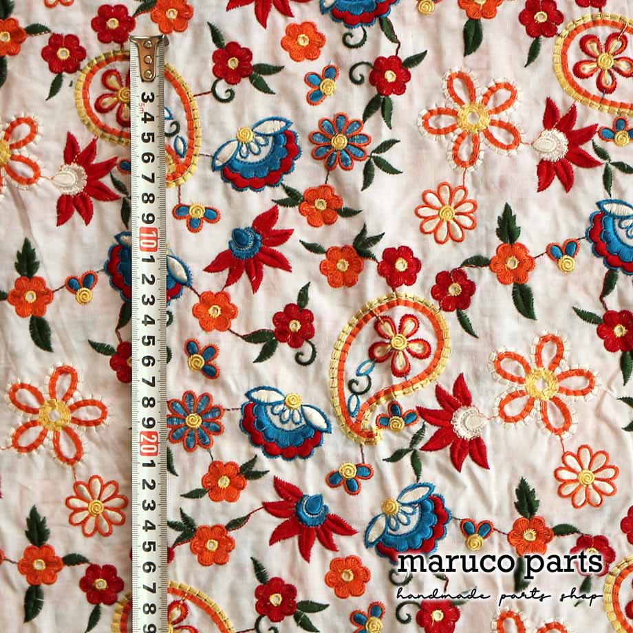 【計り売 30cm-】【 インド 刺繍 生地 (4)  ＊ コットン ペーズリー 】 