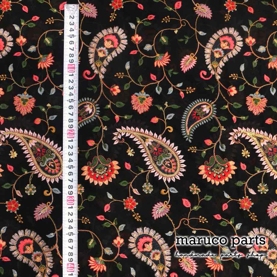 【計り売 30cm-】【 インド 刺繍 生地 (7)  ＊ ブラック ペーズリー 】 