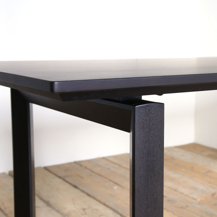 YUI �����˥󥰥ơ��֥� 160 180 200 220 N(����) �⤵68 70 72cm