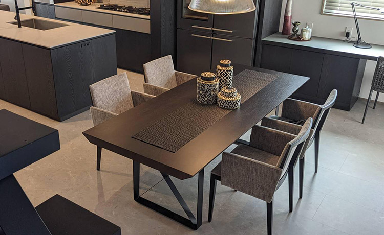 USED/Ųȶ KIZA()˥󥰥ơ֥ 210 ʥåȺ ֥å 