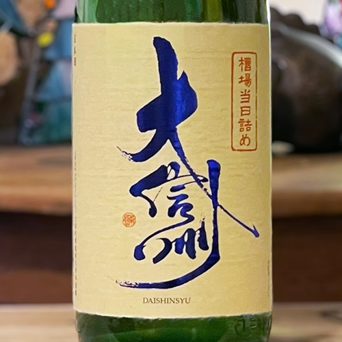 �翮�����ֳ��ʡ���������ͤ�׽��ƶ���� 1800m