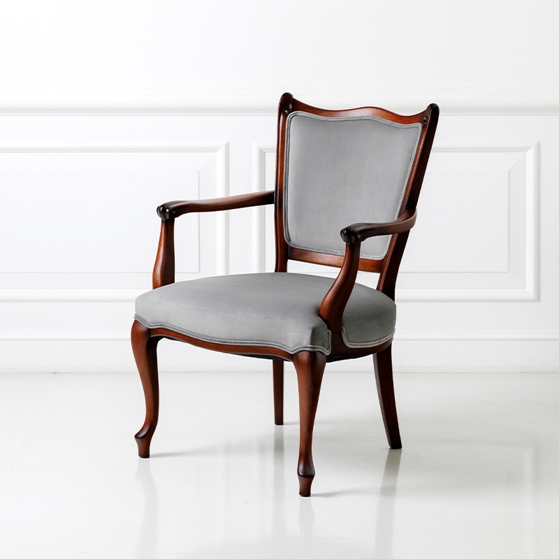 マルニ♦️ベルサイユシリーズ♦️高級オットマン1脚♦️マットブラック♦️補償付　送料込 すべての商品 | 一点モノ家具通販のマルニファニシング