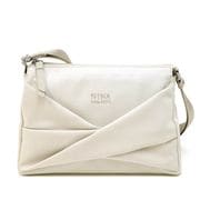 �ڥ˥ʡ��˥� ��å��� �֡����� ���������Хå� [31-1800] �� �饤�ȥ��졼