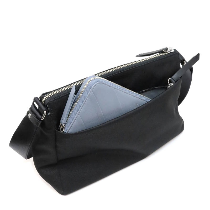 �ڥ˥ʡ��˥� ��å��� �֡����� ���������Хå� [31-1800] �� �֥�å�