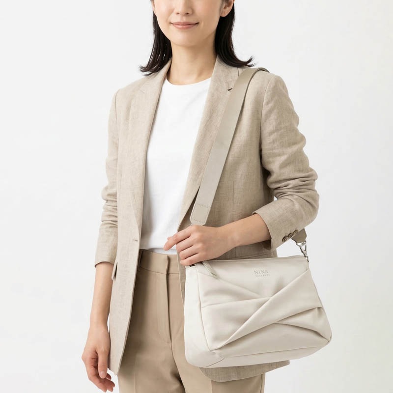 �ڥ˥ʡ��˥� ��å��� �֡����� ��Way���������Хå� [31-1801] �� �饤�ȥ��졼