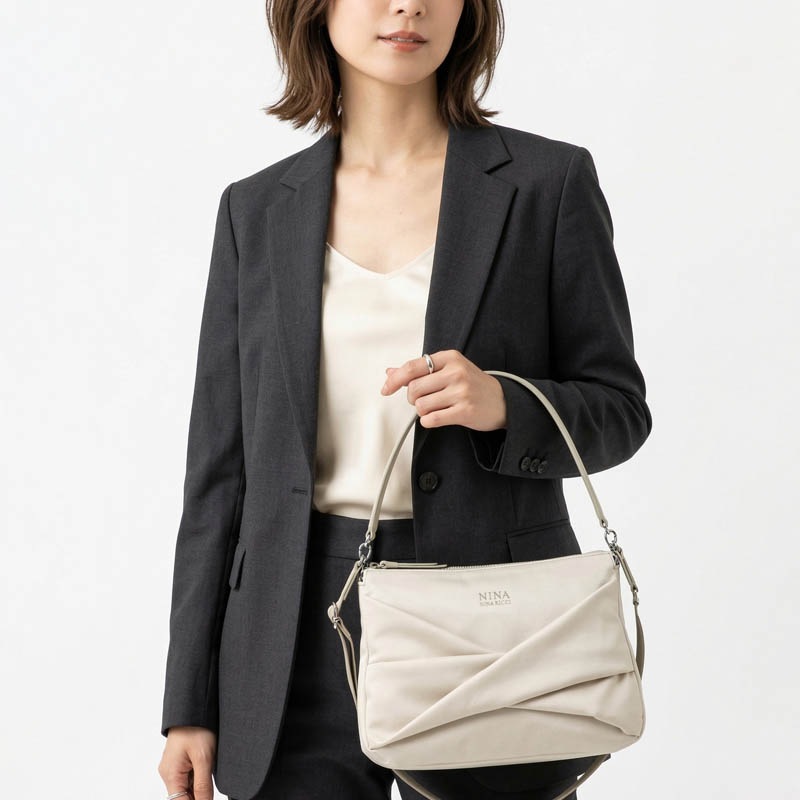 �ڥ˥ʡ��˥� ��å��� �֡����� ��Way���������Хå� [31-1801] �� �饤�ȥ��졼