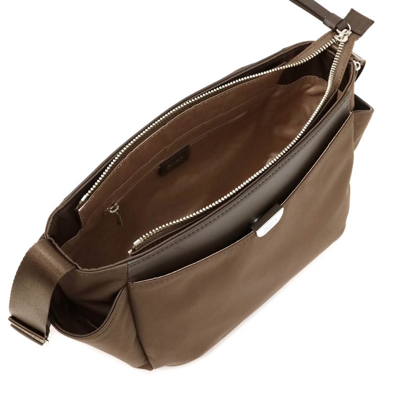 �ڥ˥ʡ��˥� ��å��� ����� ���������Хå� [31-1730] �� �֥饦��