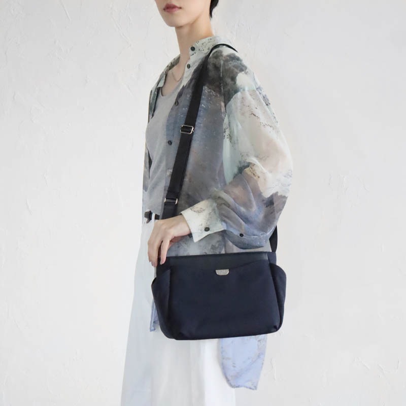 �ڥ˥ʡ��˥� ��å��� ����� ���������Хå� [31-1730] �� �֥饦��