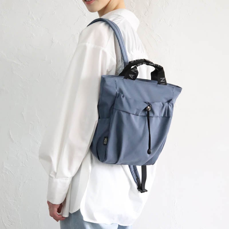 【ニナ・ニナ リッチ】リュックサック ブルーム ブラック ニナ・ニナ リッチ】 ブルーム A4対応リュックサック [31-1153