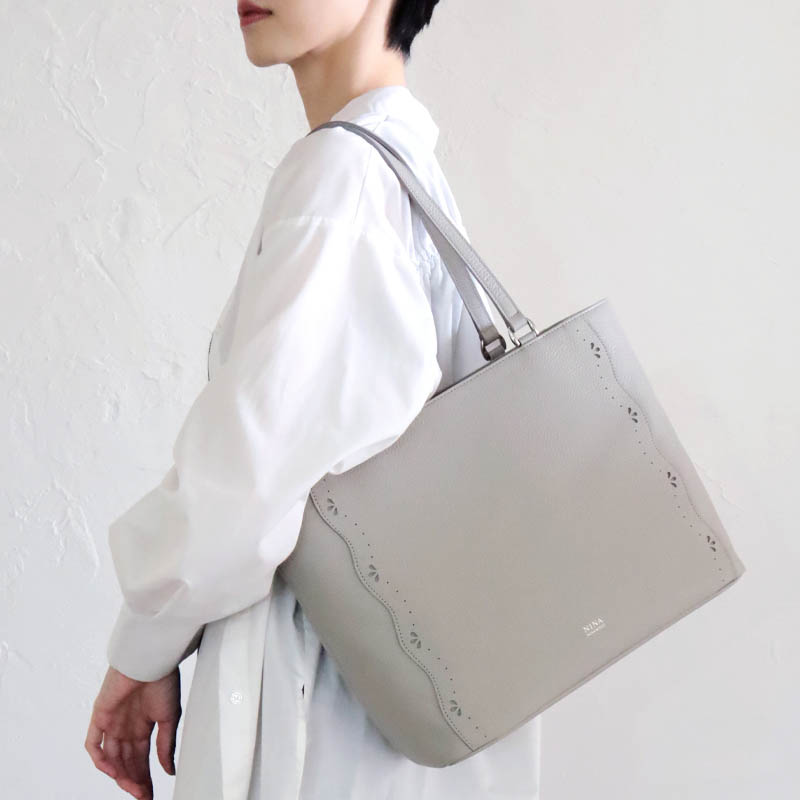 �ڥ˥ʡ��˥� ��å��� ����ǥ�� A4�б��ȡ��ȥХå� [30-0403] �� �֥롼