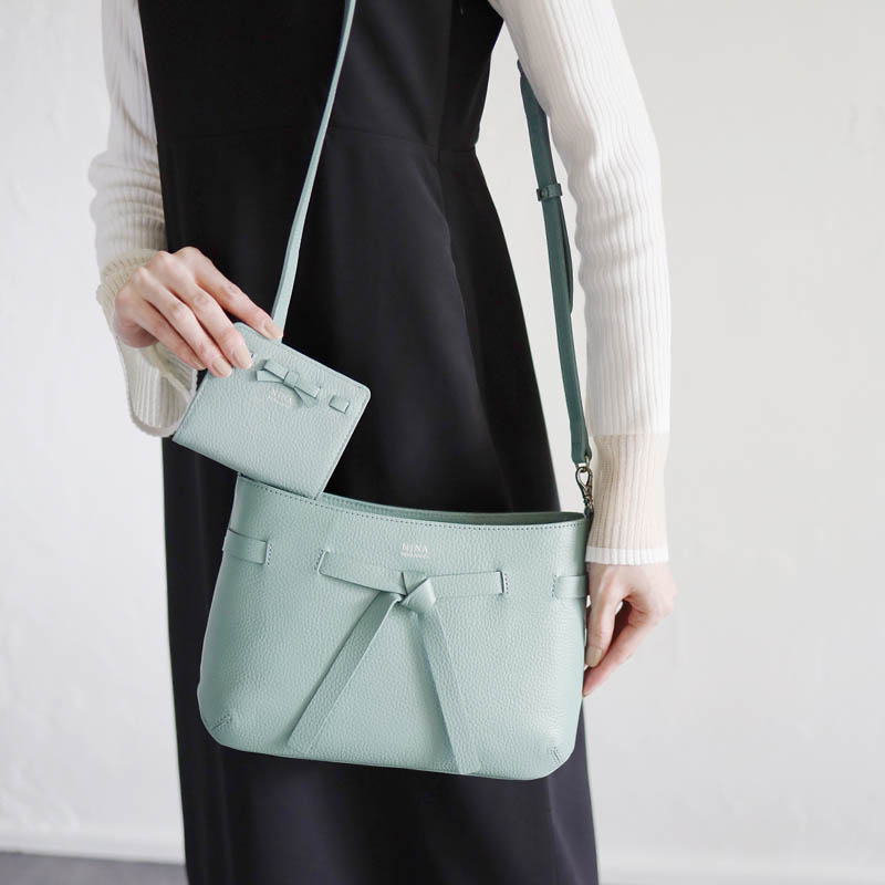 �ڥ˥ʡ��˥� ��å��� �������ʥ� ���ף�����������Хå� [30-0256] ����٥����