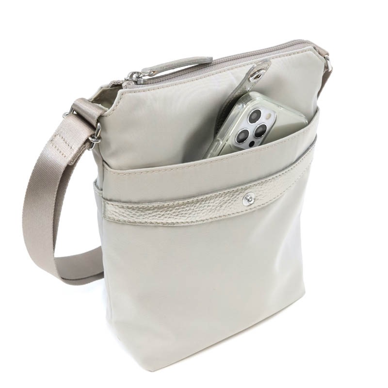 ショゾン】 プリート ショルダーバッグ [11-2200] ／ ライト