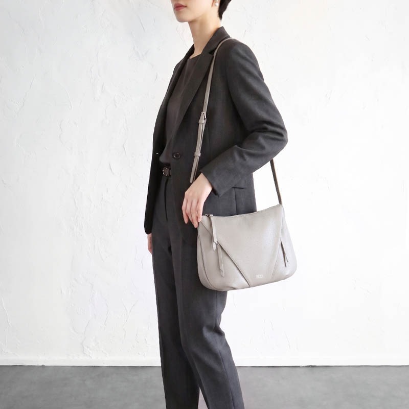 �ڥ˥ʡ��˥� ��å��� ��٥�� ���������Хå� [30-0450] �� �饤�ȥ��졼