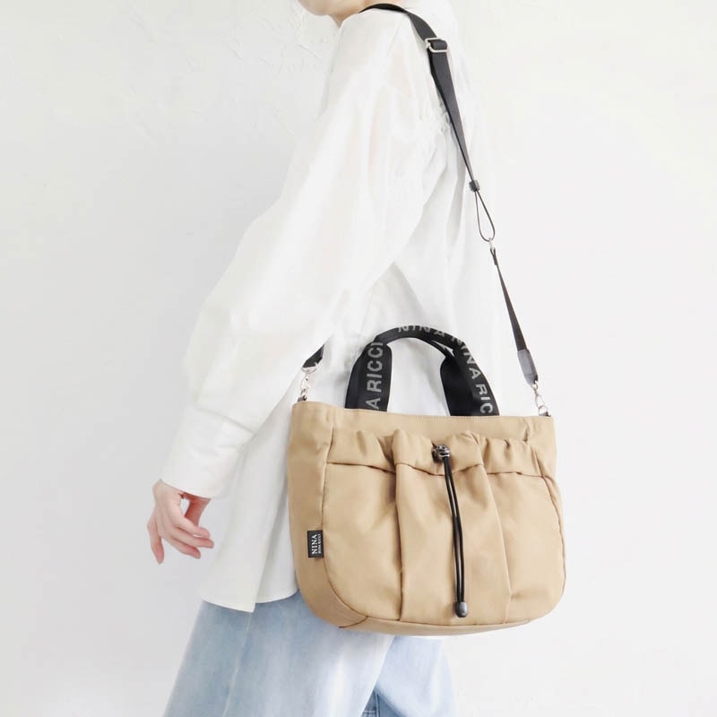 �ڥ˥ʡ��˥� ��å��� �֥롼�� ���������դ����󤲥Хå� [31-1151] �� �١�����