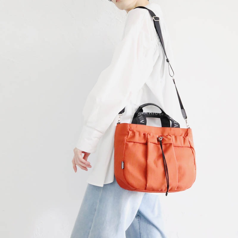 ニナ・ニナ リッチ】 ブルーム ショルダー付き手提げバッグ [31-1151