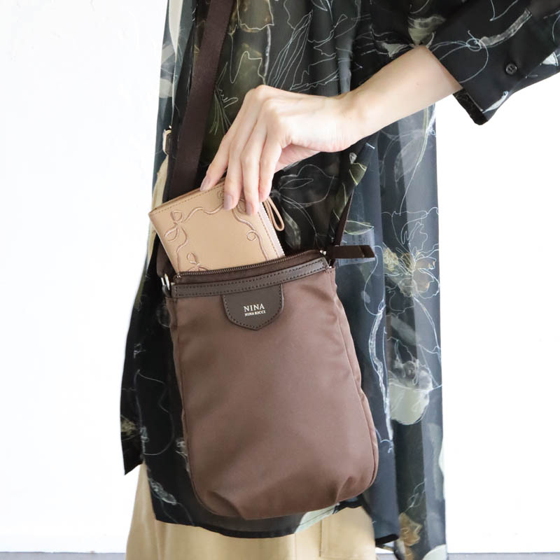 �ڥ˥ʡ��˥� ��å��� �٥� �ݥ����å� [31-1406] �� �֥롼���졼