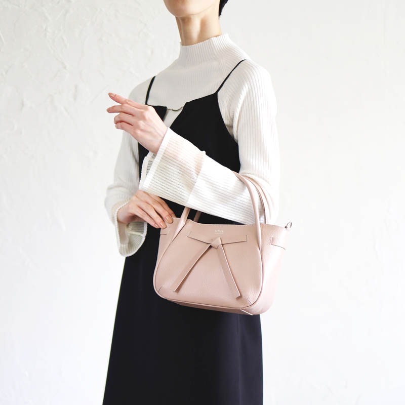 �ڥ˥ʡ��˥� ��å��� �������ʥ� ���������դ����󤲥Хå� [30-0259] �� �֥�å�