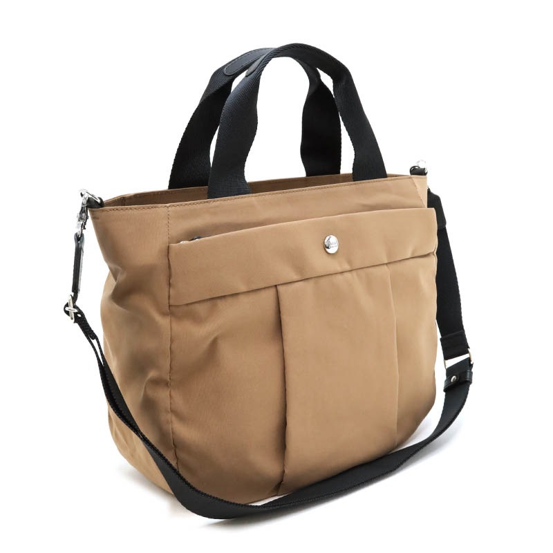 �ڥ˥ʡ��˥� ��å��� �֥롼�� ���������դ����󤲥Хå� [31-1158] �� �֥饦��