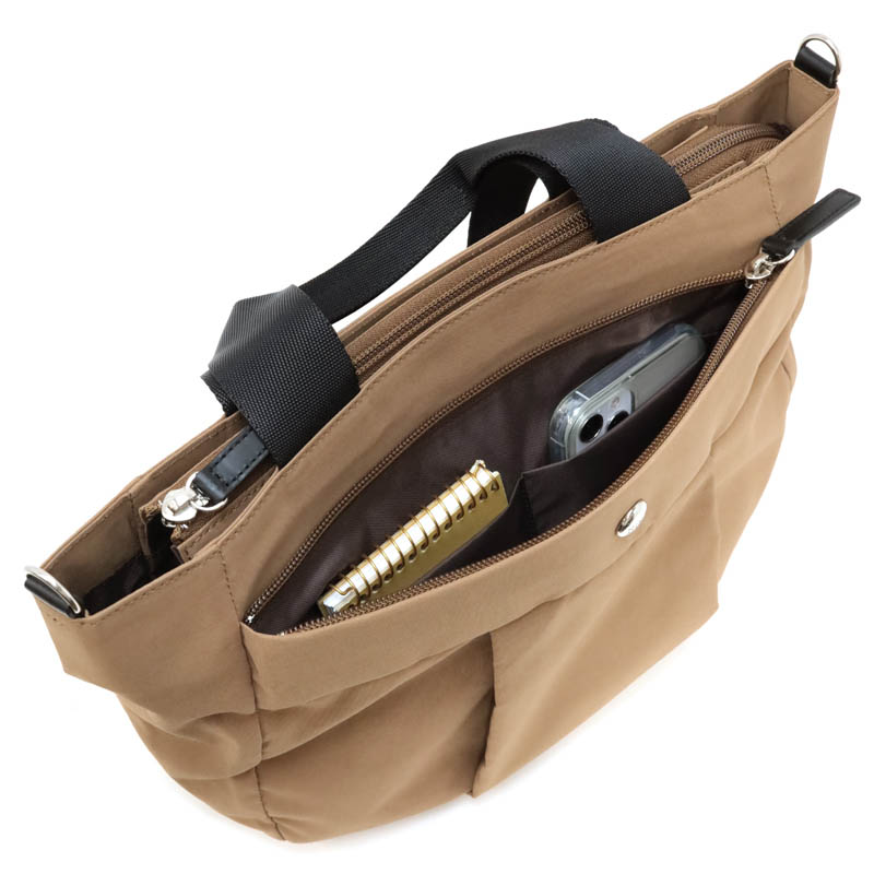 �ڥ˥ʡ��˥� ��å��� �֥롼�� ���������դ����󤲥Хå� [31-1158] �� �֥饦��