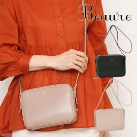 Beaure ヴュレ レディースバッグ 本革 牛革 スクエアーショルダーバッグ コンパクトショルダーバッグ B-24235