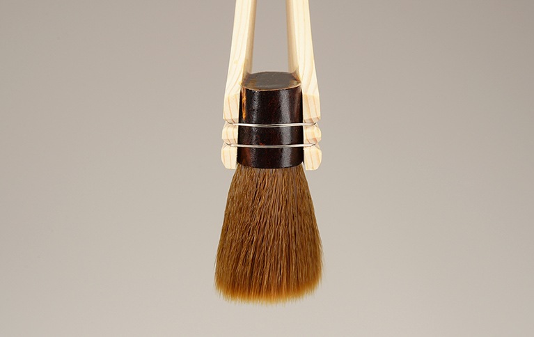 大塚刷毛　マルテー 筋交いハケ(　熊毛　）　2種2本セット 日光 建築用 筋違 ｜大塚刷毛製造株式会社公式オンラインショップ