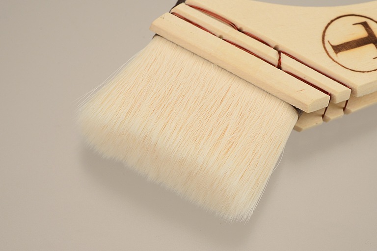 大塚刷毛　マルテー　筋交いハケ　20号,10号。2本セット 大塚刷毛 マルテー 筋交いハケ 20号,10号。2本セット