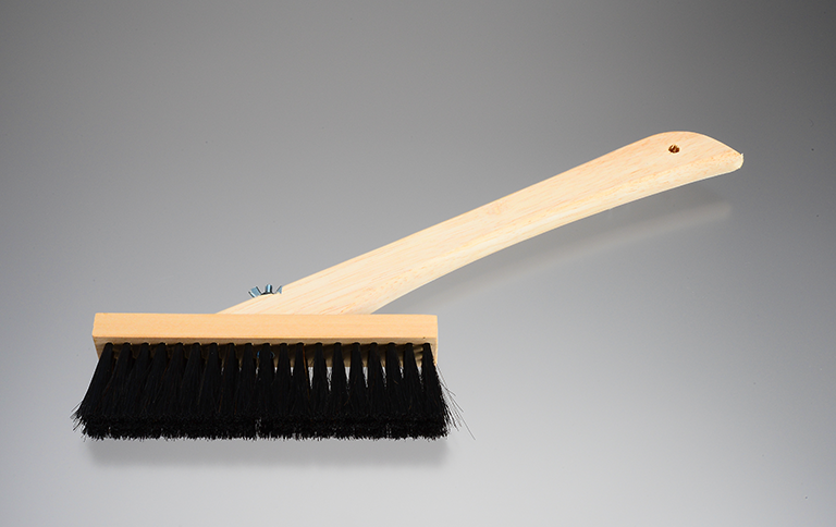 左官ブラシ 黒毛 柄付 ｜大塚刷毛製造株式会社公式オンラインショップ
