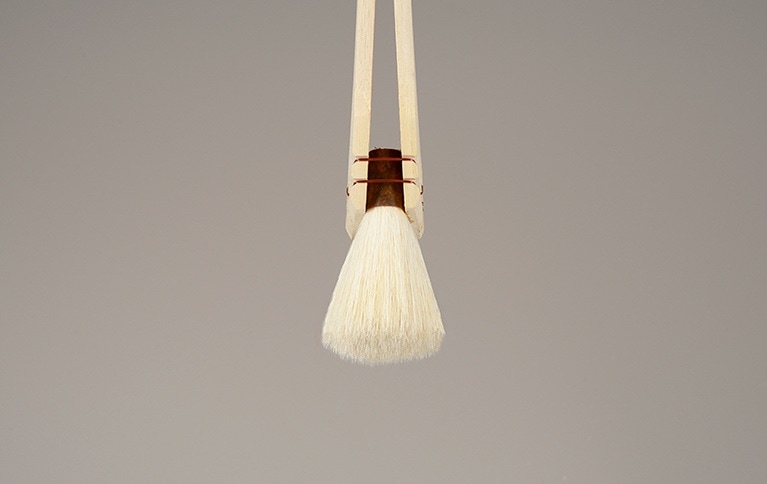 新 楽園ニス 筋違 ｜大塚刷毛製造株式会社公式オンラインショップ