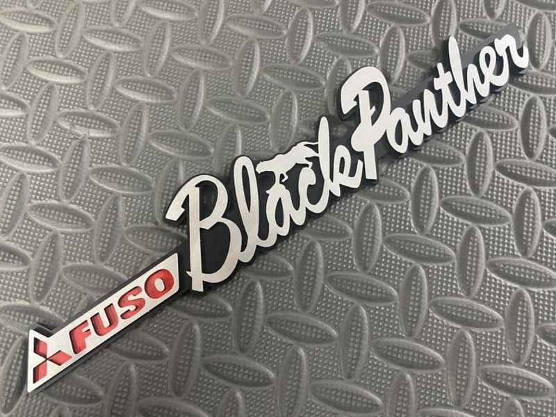 ブラックパンサー | オリジナルエンブレム,三菱 | トラック
