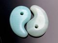 5A/天然石/勾玉（まがたま）/チャイニーズアマゾナイト（amazonite/天河石）/Sサイズ/1粒【天然石/パワーストーン】【アメリカツーソン・香港展示会・世界各地出展品買い付け】