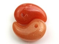 5A/天然石/勾玉（まがたま）/レッドアベンチュリン（aventurine/砂金水晶,砂金石英）/Sサイズ/1粒【天然石/パワーストーン】【アメリカツーソン・香港展示会・世界各地出展品買い付け】|天然