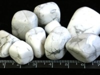 【SALE★20％OFF】天然石/タンブル（お守り石・握り石・磨き石）/ハウライト/1個【ネコポス不可】【アメリカツーソン・香港展示会・世界各地出展品買い付け】|ハウライト