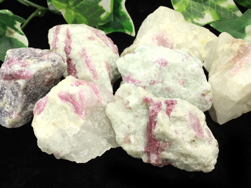 激レア！☆高発色ピンクカラー☆心身の活性化と健康運の石/ピンク 