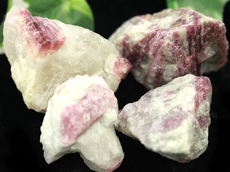 M-71 台座付き水晶ポイント