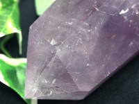 1点物★限定入荷！優しい発色★天然原石/ブラジル産ミルキーアメジスト六角柱ポイント/約H202×W61mm/1097g/1個/台座サービス【ネコポス不可】【天然石/パワーストーン】【アメリカツーソン・