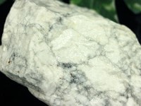 ≪原石祭り20%OFF≫【1点物】超希少！★高品質5Aランク！★定番人気★美しいホワイトカラー★天然石/マグネサイト(ハウライト)/原石/551g/1個【ネコポス不可】【天然石/パワーストーン】【アメ