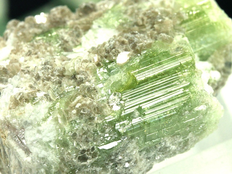 レア 高品質 グリーンマイカ ピンクトルマリン 共生 スフィア 天然石