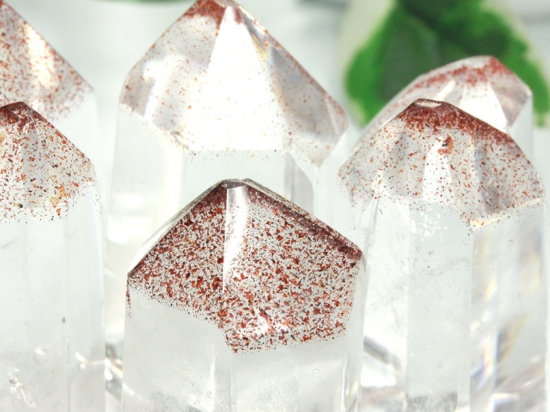 レピドクロサイト ゲーサイト インクォーツ タワー ポイント 台座付き