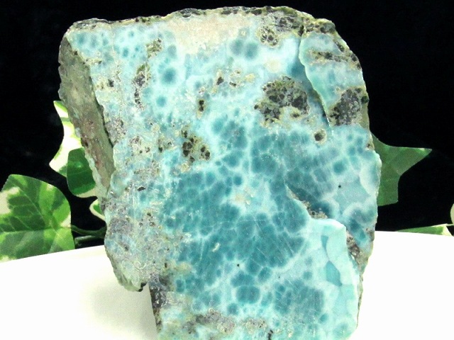 激レア　1点物　ドミニカ共和国産　母岩付き　希少ラリマー 原石 ラリマー 一刀石原石 1075g【送料込】 LMRG060 ドミニカ共和国の